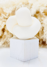 Load image into Gallery viewer, Bohemian Knot shape candle