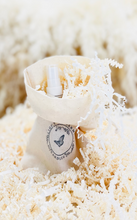 Load image into Gallery viewer, #roomlinencarspray #ecofriendlypackaging #nontoxicspray #