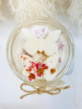 Cargar imagen en el visor de la galería, Rose Petals Wax Melt

