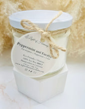 Cargar imagen en el visor de la galería, Peppermint and Eucalyptus Wax Melt
