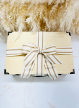 Load image into Gallery viewer, WOODEN GIFT BOX
